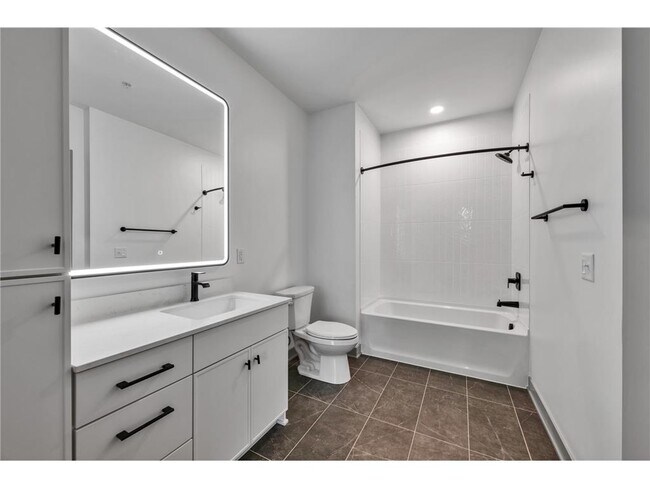 Building Photo - 640 Wisconsin Ave N