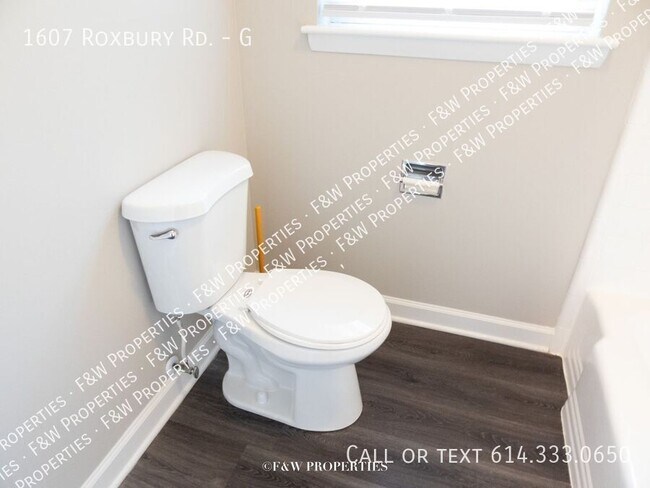 Building Photo - 1607 Roxbury Rd