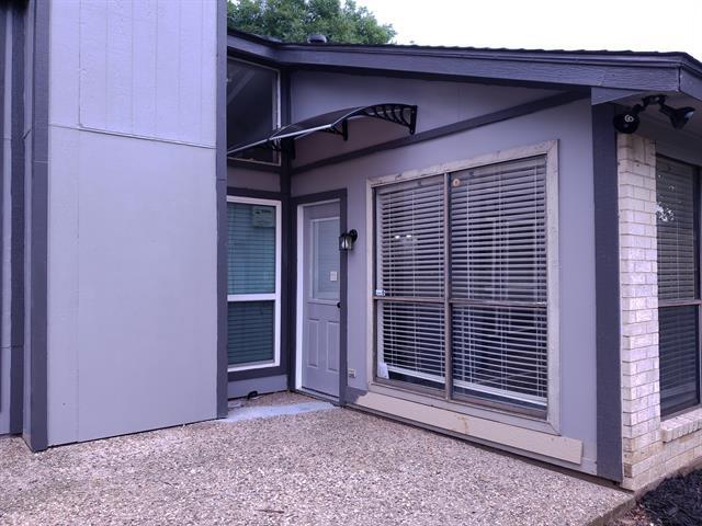 Building Photo - 7663 Blue Carriage Ct