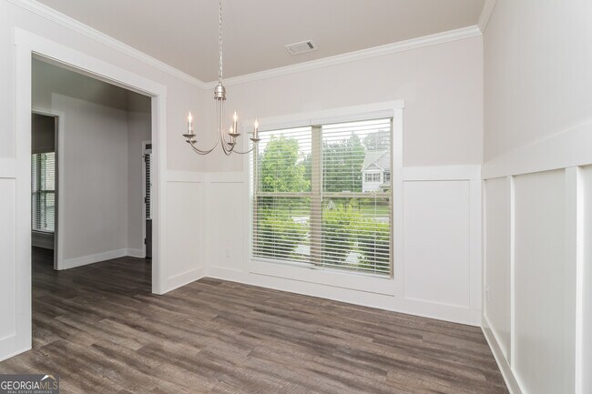 Building Photo - 637 Overlook Gln Dr