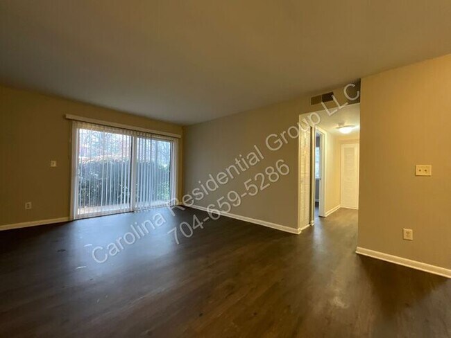 Building Photo - 238 Orchard Trace Ln