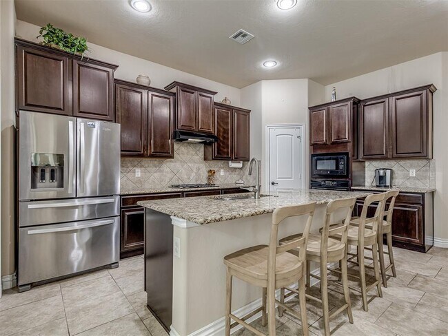 Building Photo - 2500 Cordgrass Ln