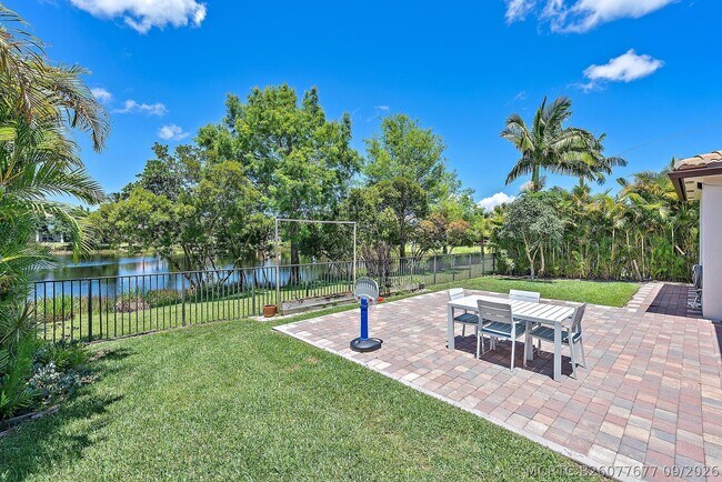 Building Photo - 119 Whale Cay Way