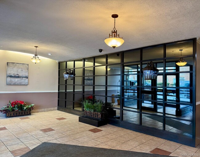 Building Photo - 68-20 Selfridge St