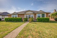 Building Photo - 4602 Westlake Dr