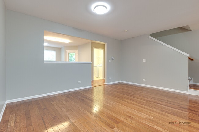 Building Photo - 496 Belvedere Ln