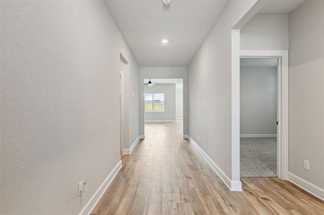 Building Photo - 609 Harbor Oaks Dr