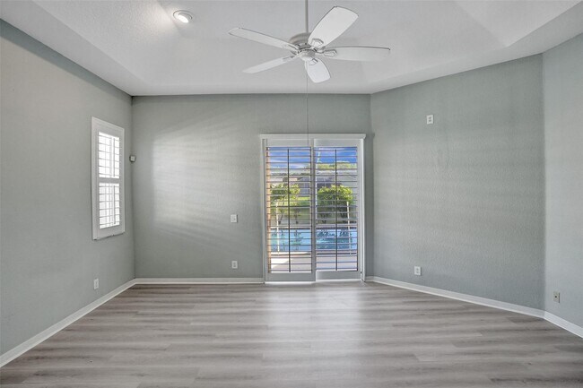 Building Photo - 5977 NW 73rd Ct