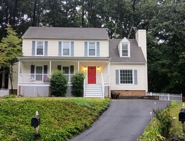 Building Photo - 5505 Standing Oak Pl