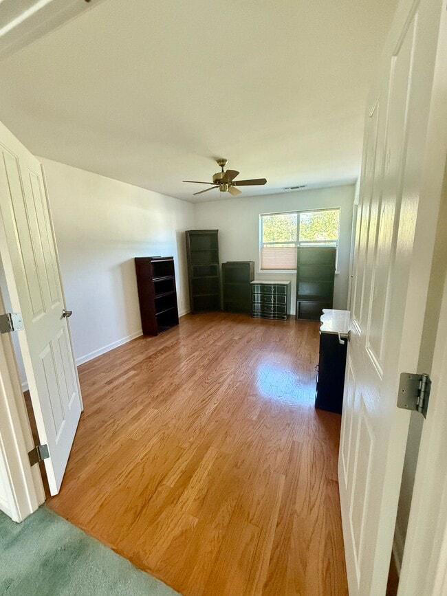 Building Photo - 133 Argall Way