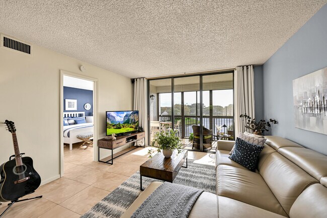 Building Photo - 1266 S Military Trail