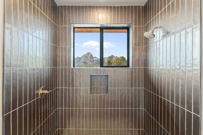 Building Photo - 30 Sycamore Canyon Rd