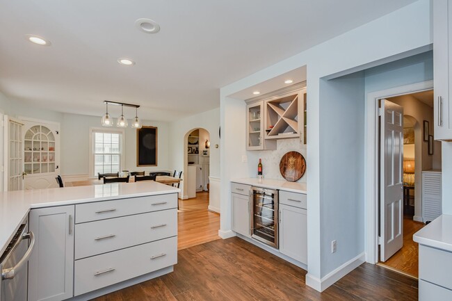 Building Photo - The Grennan Designer