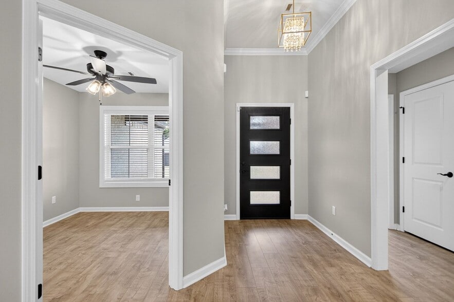 Building Photo - 4041 Elizabeth Ct