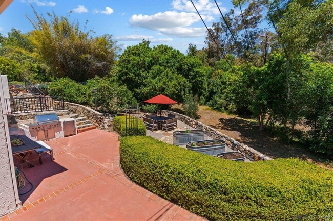 Building Photo - 6347 Las Colinas