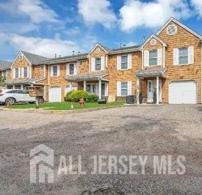 Building Photo - 19 Delavan Ct