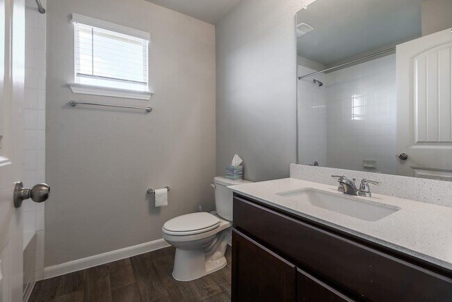 Building Photo - 14126 Macquarie Dr