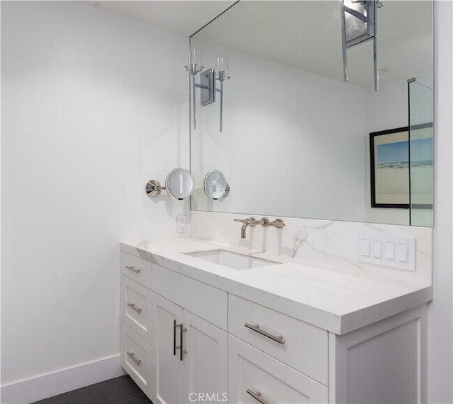 Building Photo - 32492 Azores Rd