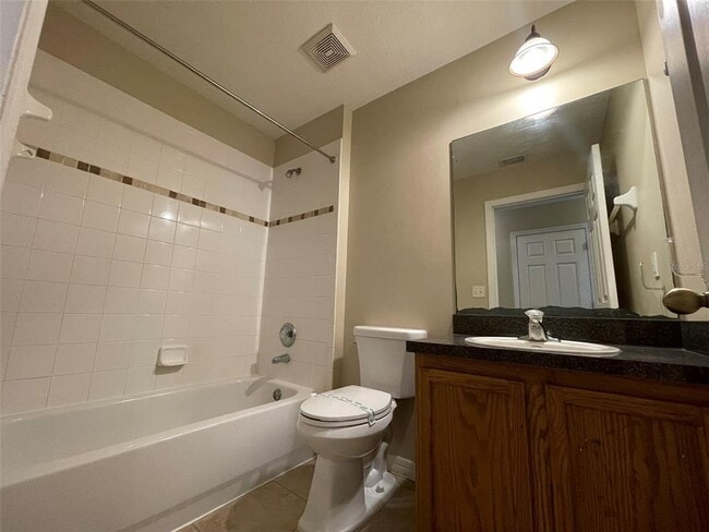 Building Photo - 1090 Park Central Cir