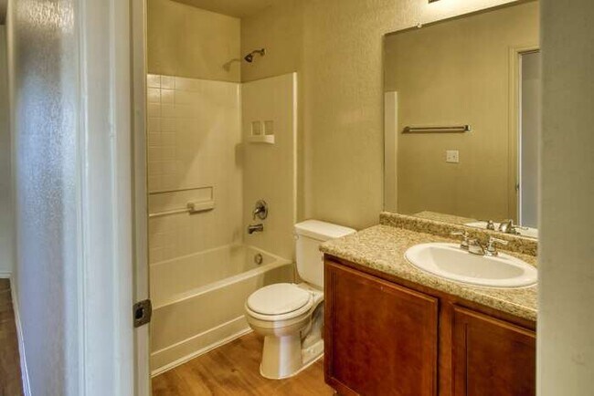 Building Photo - Hunters Pond - 10702 Goose Way, San Antoni...