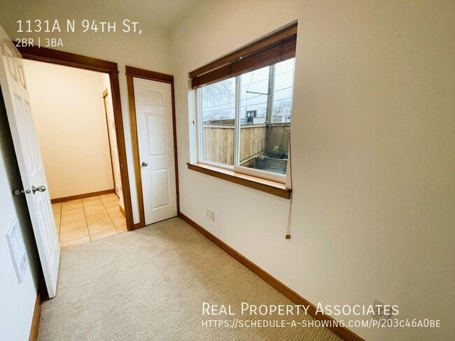 Building Photo - 1131A N 94th St,-
