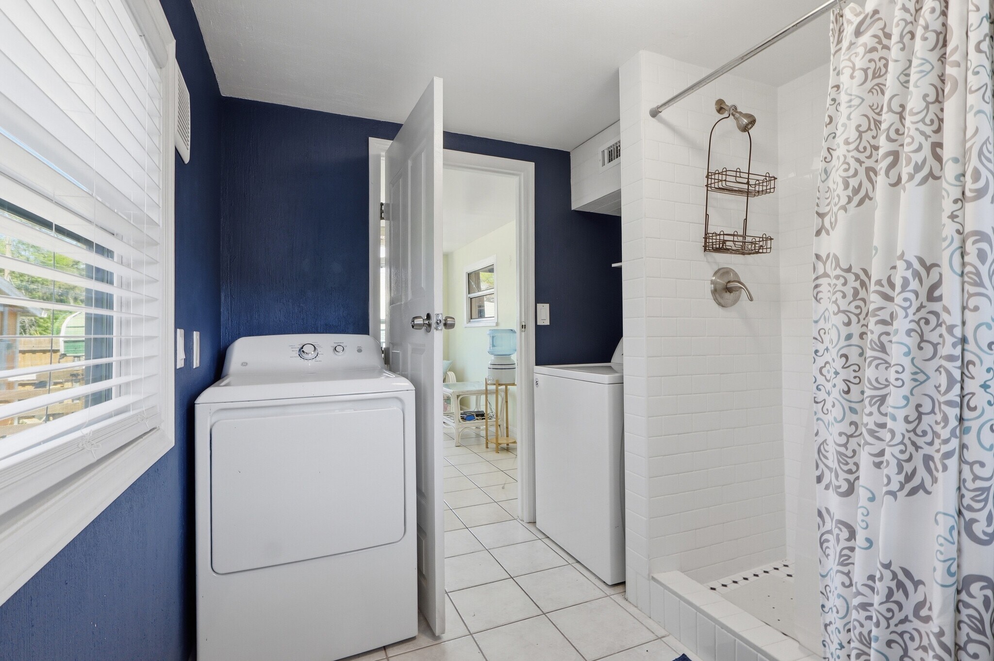 Building Photo - 587 Dixie Hwy