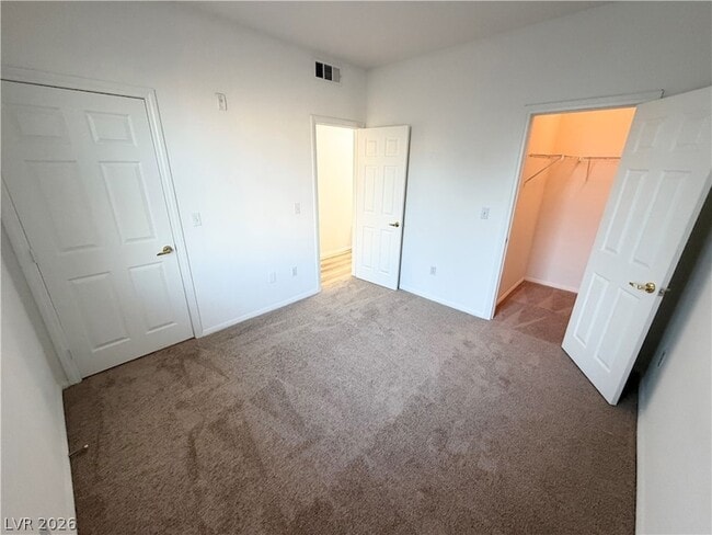 Building Photo - 6955 N Durango Dr