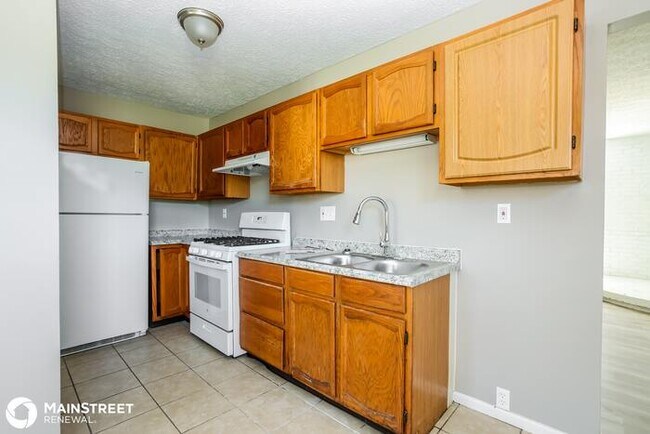 Building Photo - 1305 COBURG RD, COLUMBUS, OH 43227