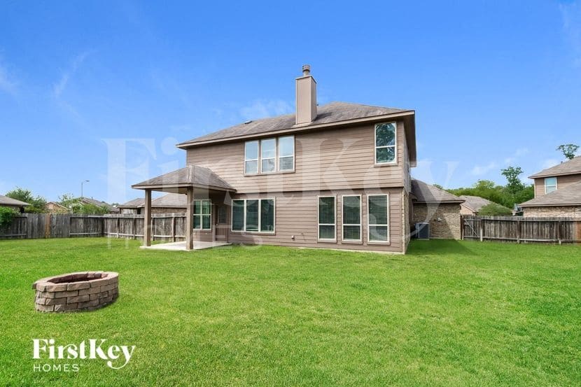 Building Photo - 18707 Antler Trails Court