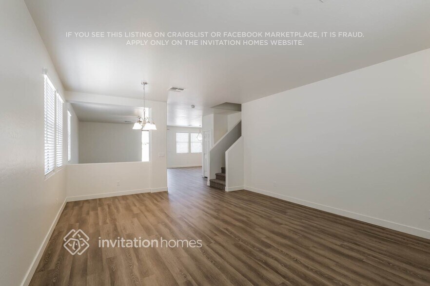 Building Photo - 1806 E Patrick Ln