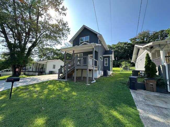 Building Photo - Brand New Living in North Knoxville: Modern Comfort Awaits