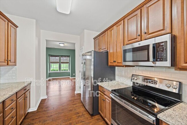Building Photo - 9736 Springholm Dr