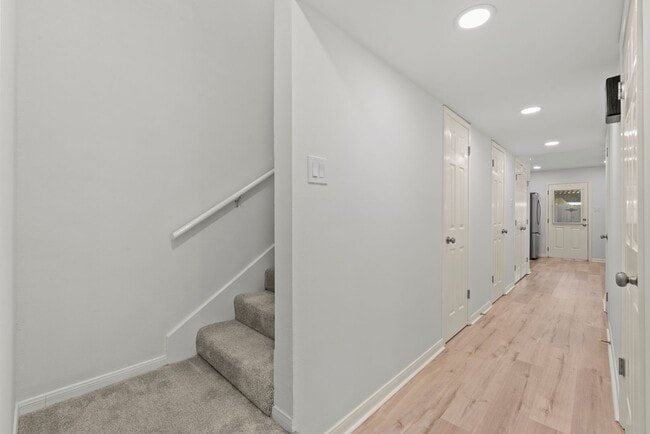 Building Photo - Stylish & Renovated Townhome in Prime West...