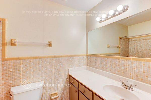 Building Photo - 5351 Cypress Dr