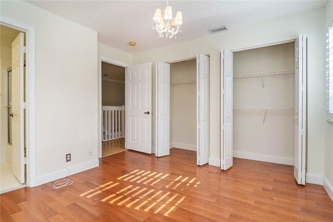 Building Photo - 4102 Pinewood Ln