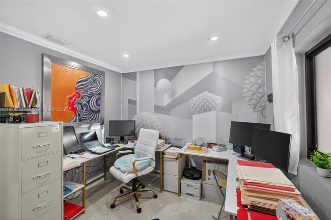 Building Photo - 2431 SW 127th Ave