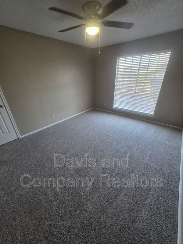 Building Photo - 3316 Caldera Blvd