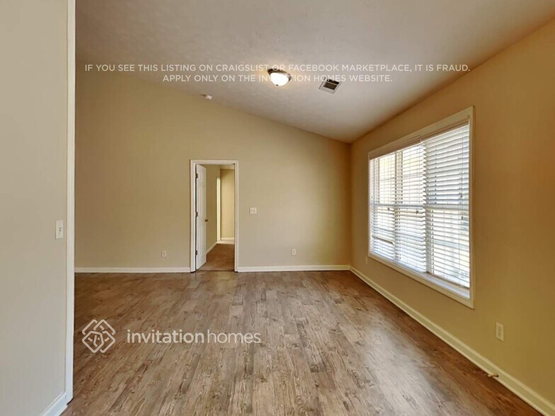 Building Photo - 3325 Wellbrook Dr