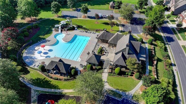 Building Photo - 1640 Primrose Park Rd