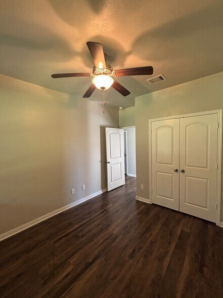 Building Photo - 17349 Cedar Rock Ct
