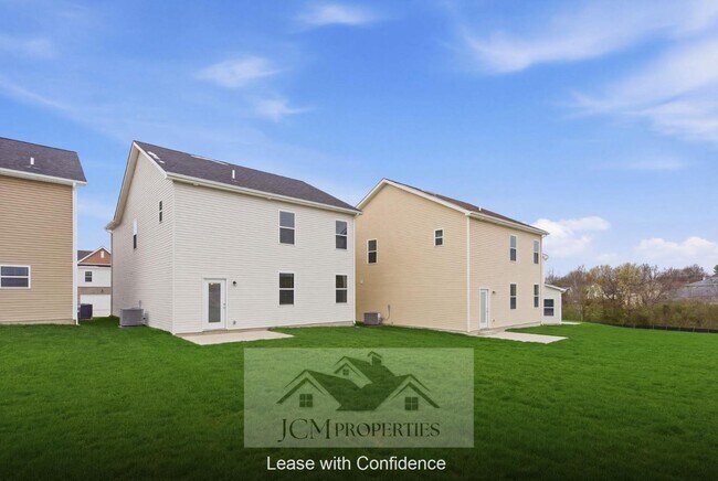 Building Photo - 104 Lambert Fld