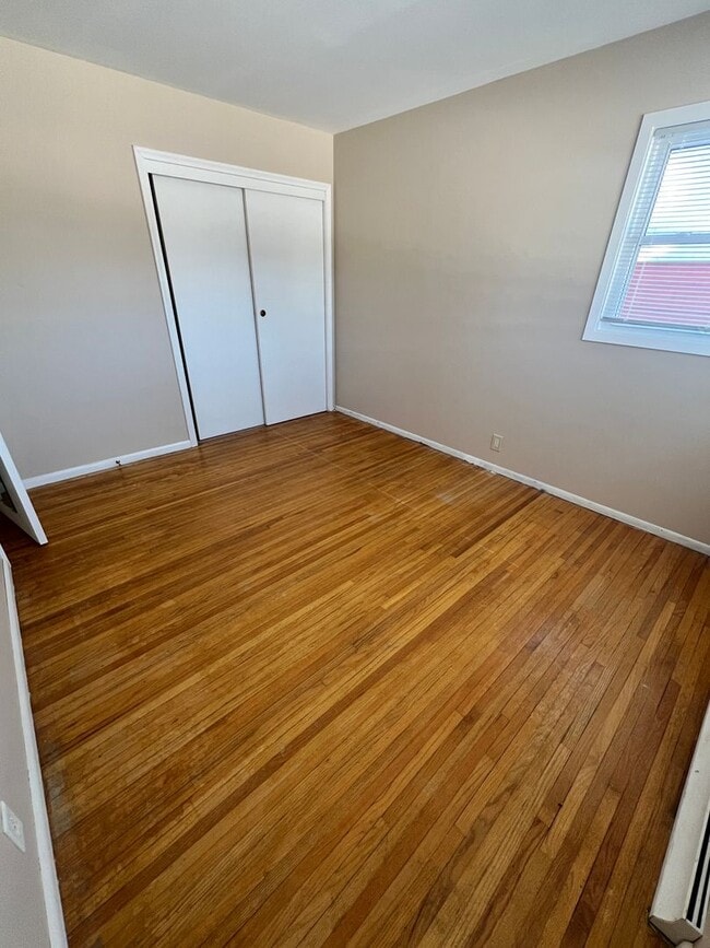 Building Photo - 140 E Niagara St