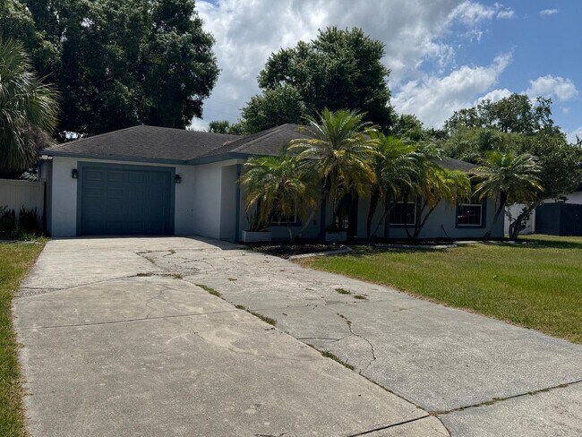 Building Photo - COMING SOON 3-2 Stunning House