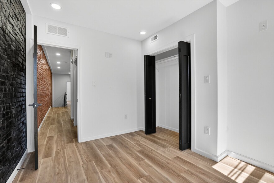 Building Photo - 3239 N 13th St