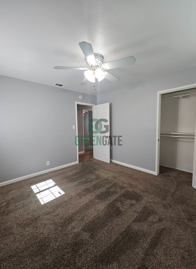 Building Photo - Rent Reduced! 3 Bedroom, 1 Bathroom Home W...