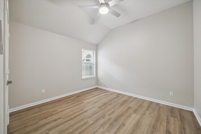 Building Photo - 18747 Candle Park Dr