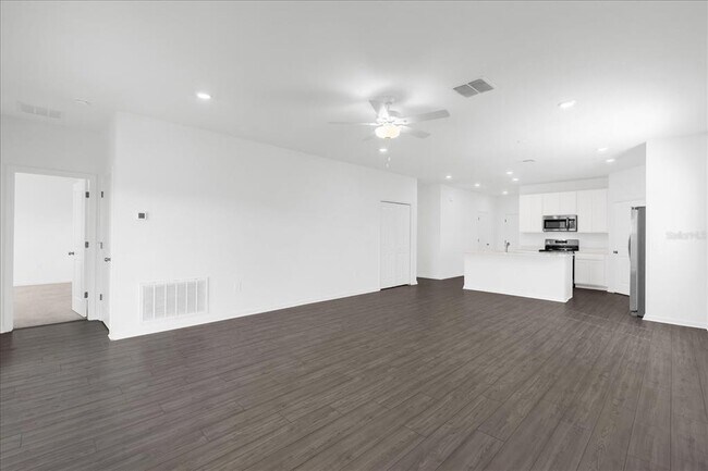 Building Photo - 4721 SW 83rd Lp