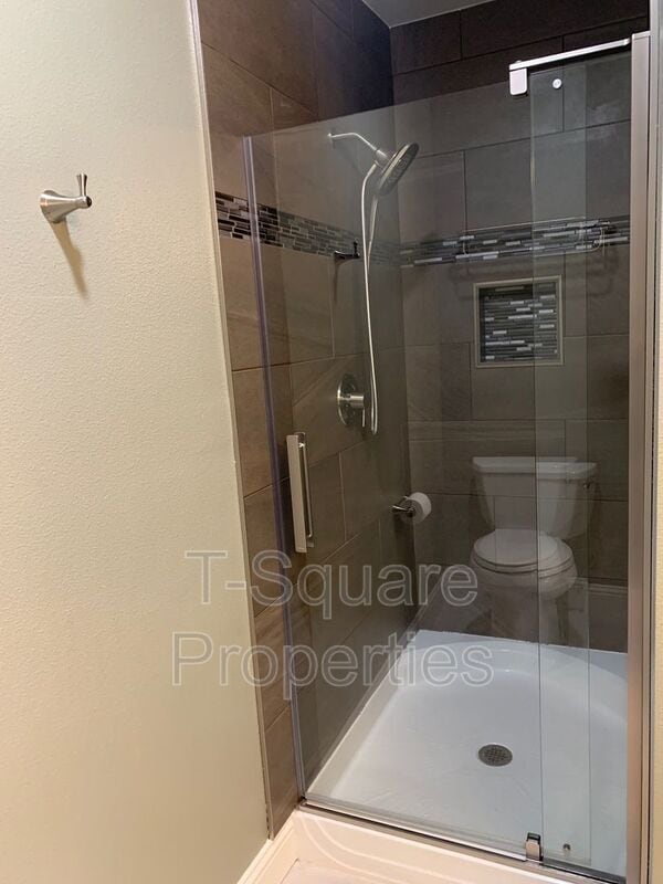 Building Photo - 15300 112th Ave NE