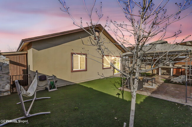 Building Photo - 12776 Tre Maximiliano Ave