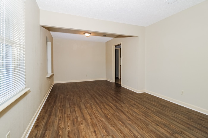 Building Photo - 1518 Lenore St